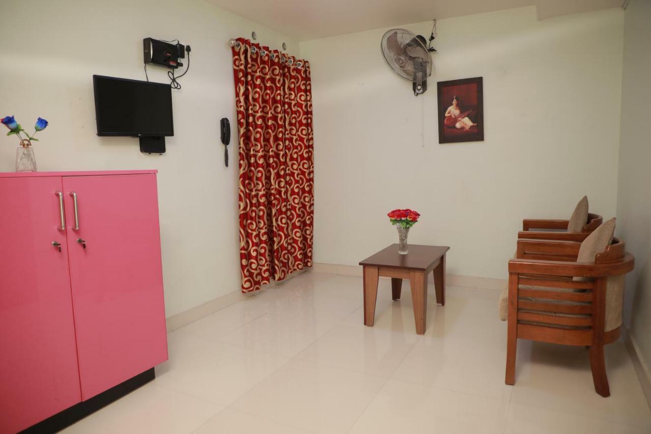 Bed and Breakfast Pavithram Residency Kollam Exterior foto